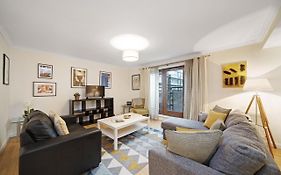 2 Bed Chic Apartment Near Shoreditch & Liverpool St Free Wifi & Parking By City Stay Aparts London